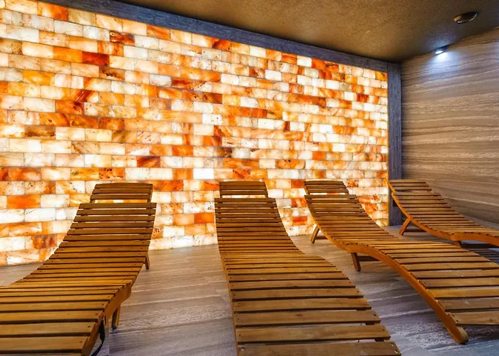 Blue Premium Parking Pool Sauna Fitness Free