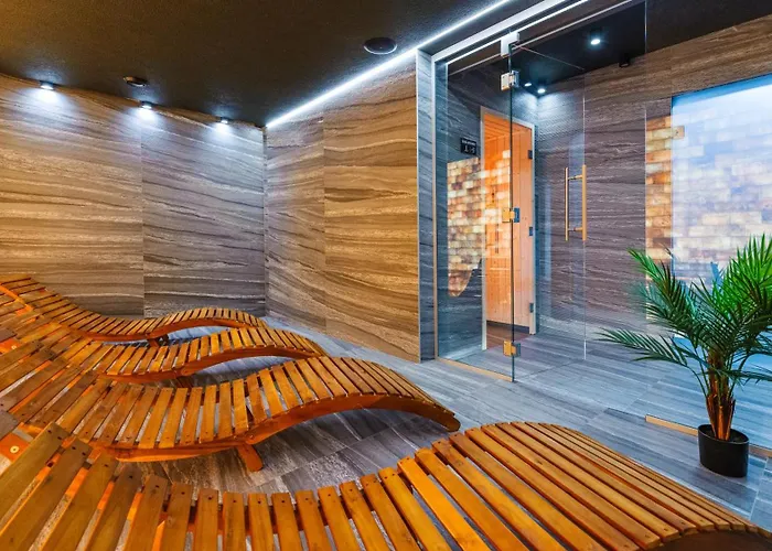 Blue Premium Parking Pool Sauna Fitness Free *